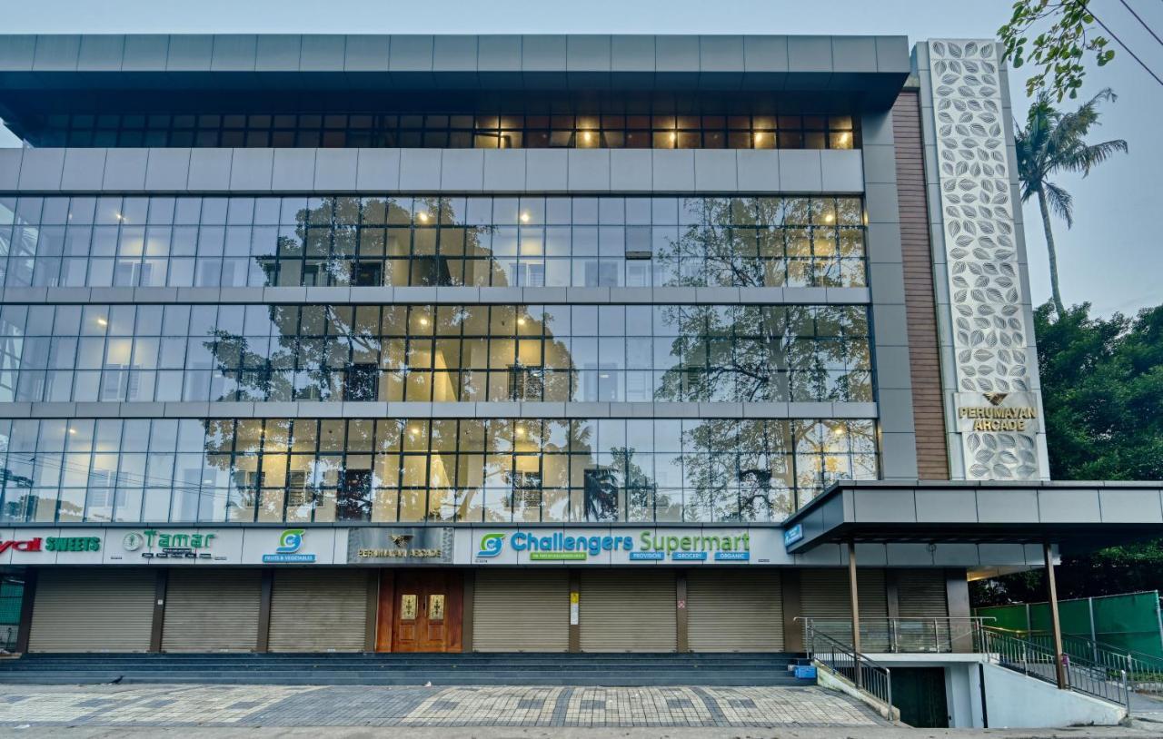 Perumayan Arcade Kochi Exterior photo
